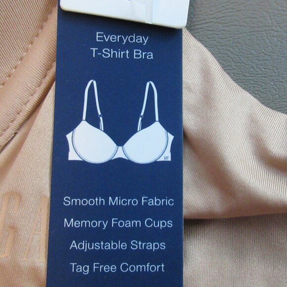 GAP GapBody Women's Everyday Essentials T-Shirt Bra, Brush Beige - Picture 5 of 9
